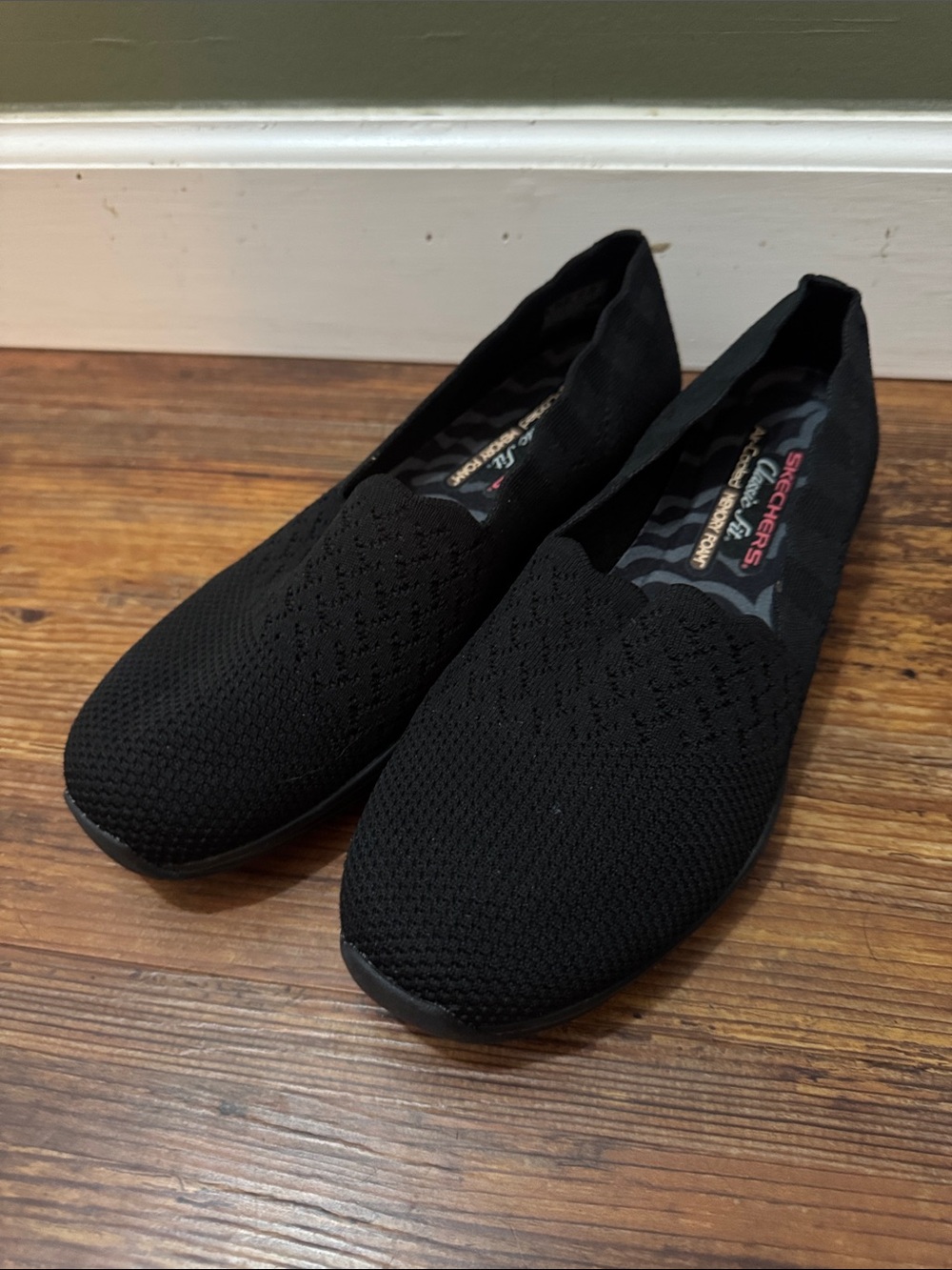 Skechers Black Knit Slip-On Loafers